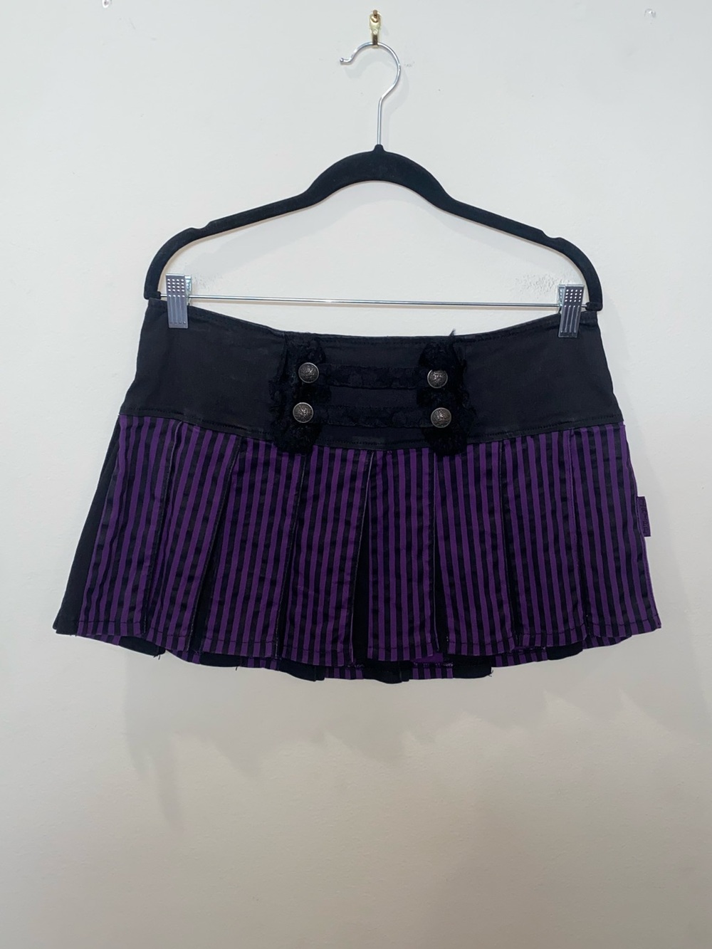 Rare Vintage Y2K Tripp NYC Purple & Black Striped Pleated Mini Skirt